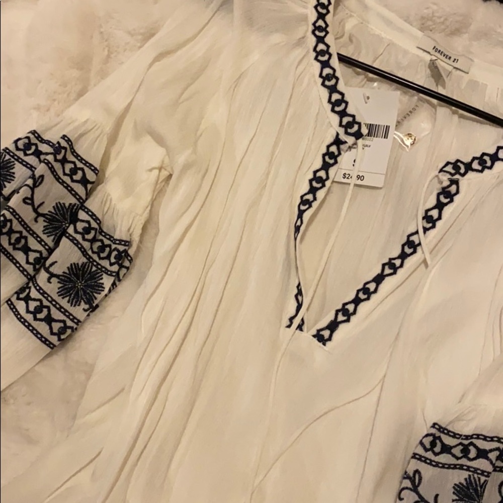 Brand new forever 21 blouse with tags never used